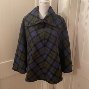 ⭐️New⭐️Tartan Cape direct from Ireland